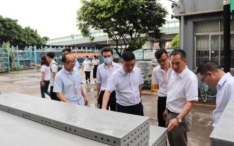 富利建設(shè)集團領(lǐng)導蒞臨我司參觀指導工作